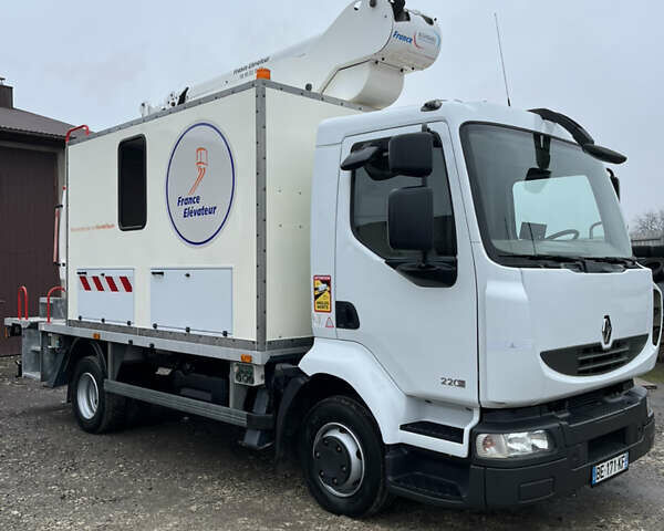 Білий Рено Мідлум, об'ємом двигуна 4.75 л та пробігом 317 тис. км за 48900 $, фото 1 на Automoto.ua