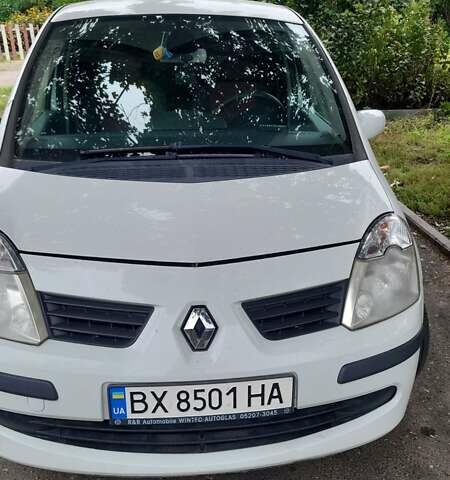 Белый Рено Модус, объемом двигателя 1.25 л и пробегом 165 тыс. км за 3200 $, фото 1 на Automoto.ua