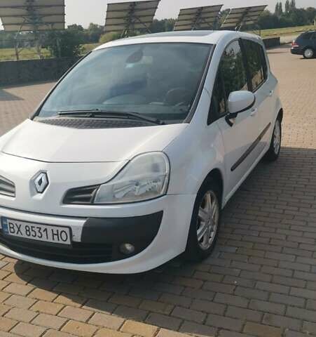 Білий Рено Модус, об'ємом двигуна 1.6 л та пробігом 260 тис. км за 4800 $, фото 1 на Automoto.ua