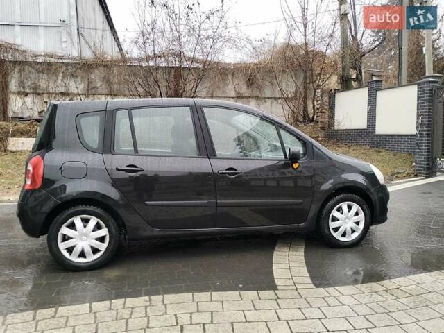 Черный Рено Модус, объемом двигателя 0 л и пробегом 263 тыс. км за 4300 $, фото 1 на Automoto.ua
