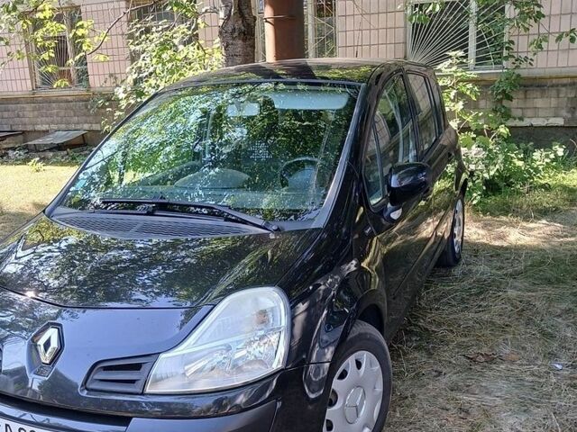 Черный Рено Модус, объемом двигателя 1.5 л и пробегом 245 тыс. км за 4700 $, фото 1 на Automoto.ua