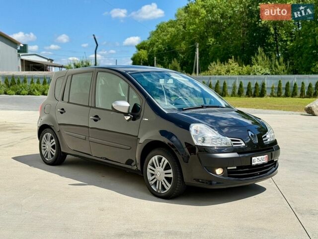 Черный Рено Модус, объемом двигателя 1.6 л и пробегом 125 тыс. км за 8900 $, фото 1 на Automoto.ua