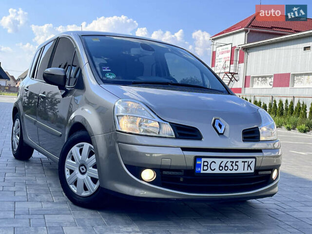 Коричневый Рено Модус, объемом двигателя 1.6 л и пробегом 170 тыс. км за 5999 $, фото 1 на Automoto.ua