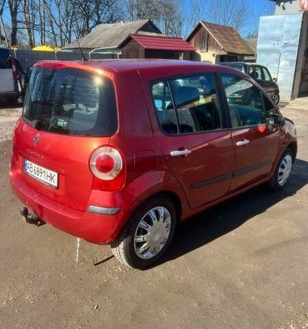 Красный Рено Модус, объемом двигателя 1.6 л и пробегом 309 тыс. км за 3800 $, фото 1 на Automoto.ua