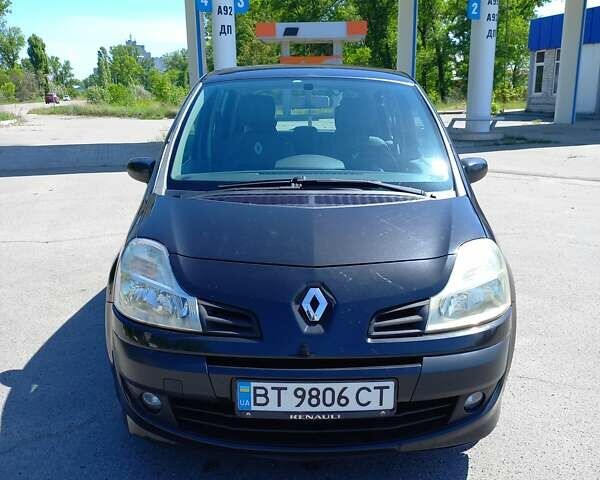 Рено Модус, об'ємом двигуна 0 л та пробігом 204 тис. км за 3700 $, фото 1 на Automoto.ua