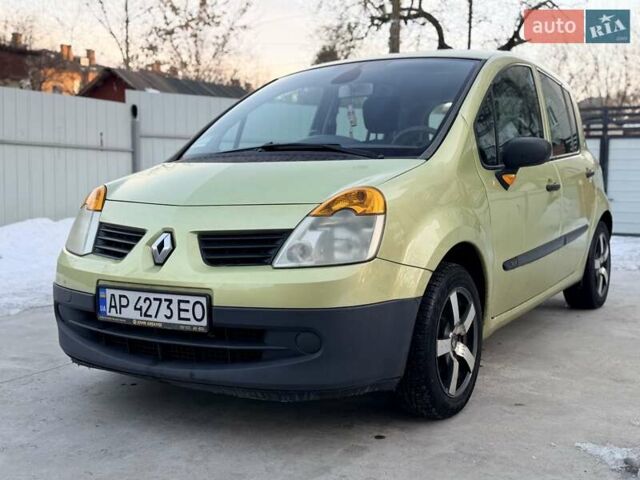 Желтый Рено Модус, объемом двигателя 1.1 л и пробегом 216 тыс. км за 4500 $, фото 1 на Automoto.ua