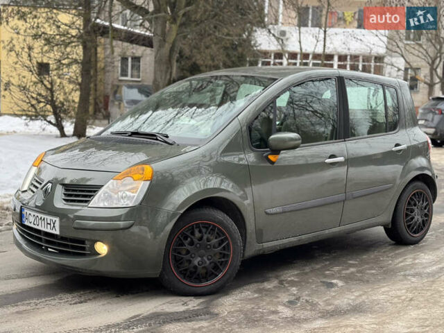 Серый Рено Модус, объемом двигателя 1.6 л и пробегом 170 тыс. км за 4650 $, фото 1 на Automoto.ua