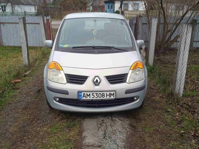 Серый Рено Модус, объемом двигателя 1.1 л и пробегом 204 тыс. км за 3300 $, фото 1 на Automoto.ua