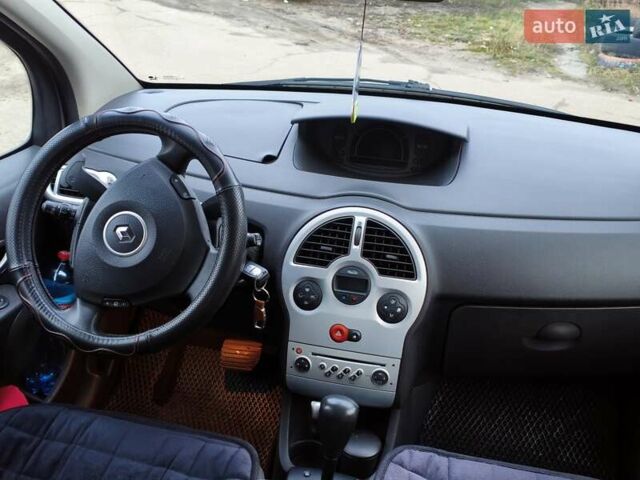 Серый Рено Модус, объемом двигателя 1.6 л и пробегом 189 тыс. км за 6500 $, фото 1 на Automoto.ua