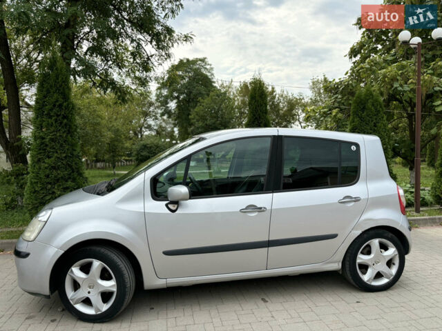 Серый Рено Модус, объемом двигателя 1.6 л и пробегом 255 тыс. км за 4000 $, фото 1 на Automoto.ua