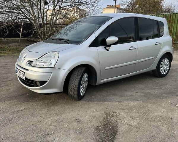 Сірий Рено Модус, об'ємом двигуна 1.5 л та пробігом 292 тис. км за 4100 $, фото 1 на Automoto.ua