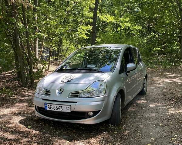 Серый Рено Модус, объемом двигателя 1.6 л и пробегом 250 тыс. км за 4500 $, фото 1 на Automoto.ua