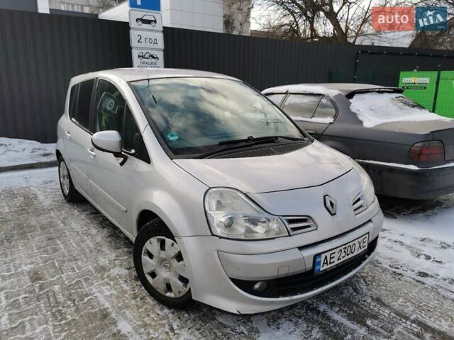 Серый Рено Модус, объемом двигателя 1.15 л и пробегом 222 тыс. км за 4900 $, фото 1 на Automoto.ua