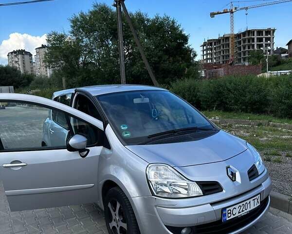 Серый Рено Модус, объемом двигателя 1.1 л и пробегом 73 тыс. км за 4900 $, фото 1 на Automoto.ua