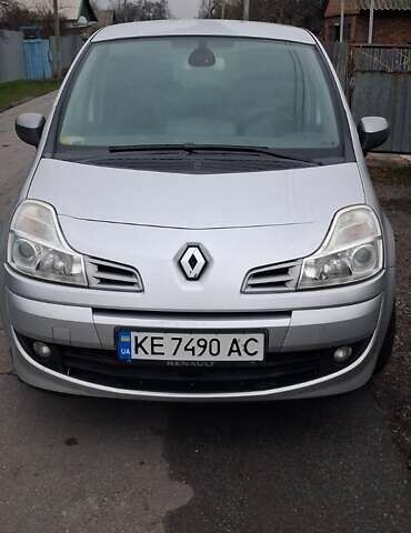 Серый Рено Модус, объемом двигателя 1.15 л и пробегом 200 тыс. км за 4979 $, фото 1 на Automoto.ua