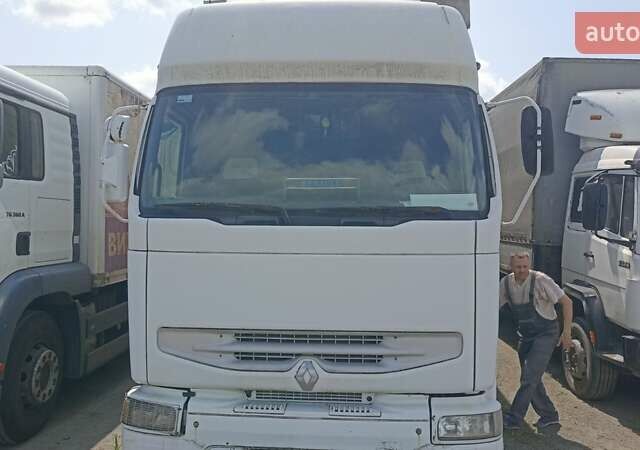 Белый Рено Премиум, объемом двигателя 11.1 л и пробегом 500 тыс. км за 6200 $, фото 1 на Automoto.ua