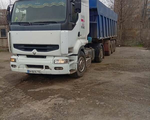 Белый Рено Премиум, объемом двигателя 0 л и пробегом 10 тыс. км за 11500 $, фото 1 на Automoto.ua