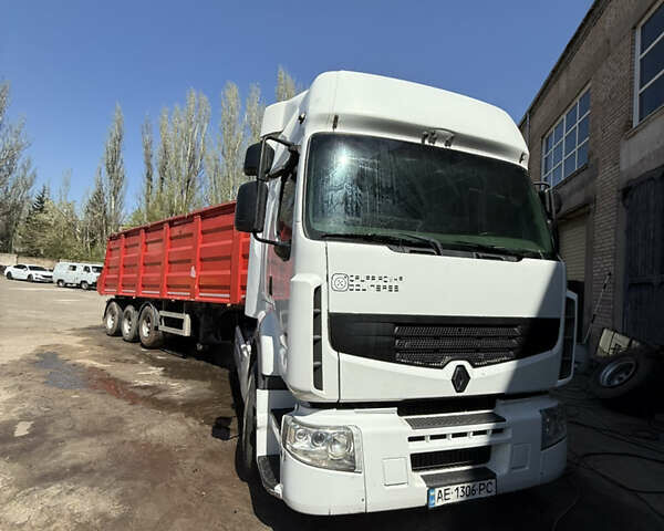 Белый Рено Премиум, объемом двигателя 10.84 л и пробегом 780 тыс. км за 9000 $, фото 1 на Automoto.ua
