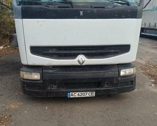 Белый Рено Премиум, объемом двигателя 11 л и пробегом 560 тыс. км за 6000 $, фото 1 на Automoto.ua