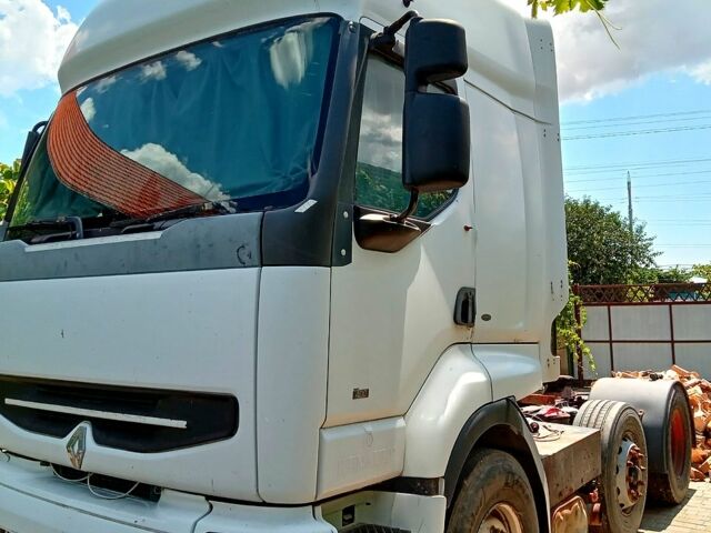 Белый Рено Премиум, объемом двигателя 12 л и пробегом 111 тыс. км за 5200 $, фото 1 на Automoto.ua