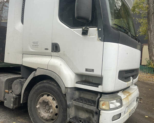 Білий Рено Преміум, об'ємом двигуна 11.12 л та пробігом 100 тис. км за 5000 $, фото 1 на Automoto.ua