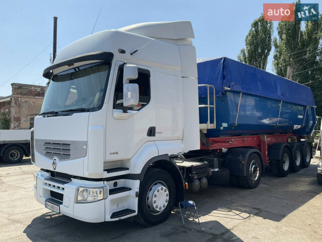 Белый Рено Премиум, объемом двигателя 10.85 л и пробегом 300 тыс. км за 8900 $, фото 1 на Automoto.ua