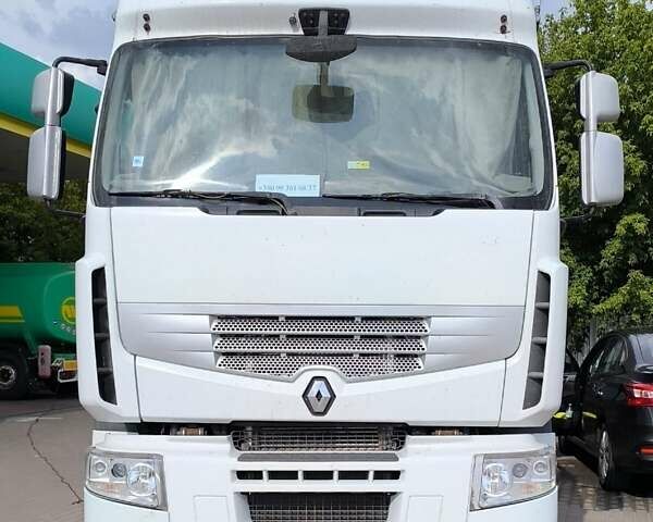 Белый Рено Премиум, объемом двигателя 10.8 л и пробегом 1 тыс. км за 8244 $, фото 1 на Automoto.ua