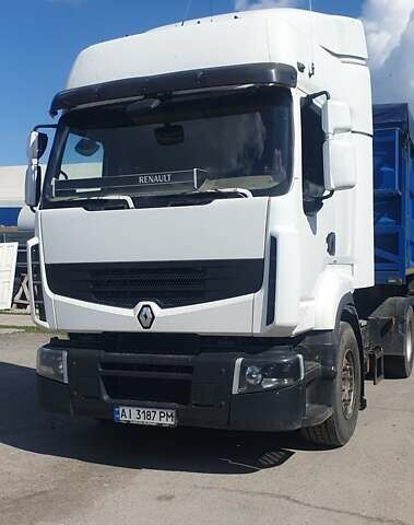 Белый Рено Премиум, объемом двигателя 10.84 л и пробегом 2 тыс. км за 10000 $, фото 1 на Automoto.ua