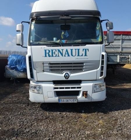 Белый Рено Премиум, объемом двигателя 10.8 л и пробегом 942 тыс. км за 14000 $, фото 1 на Automoto.ua