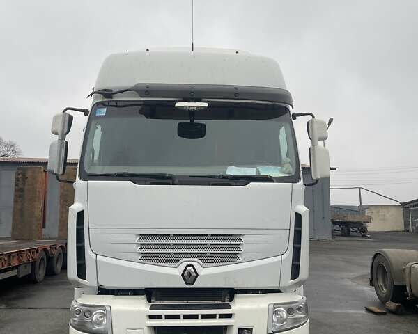 Белый Рено Премиум, объемом двигателя 10.84 л и пробегом 960 тыс. км за 10499 $, фото 1 на Automoto.ua