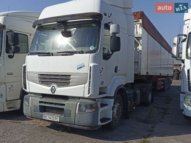 Белый Рено Премиум, объемом двигателя 10.84 л и пробегом 680 тыс. км за 7999 $, фото 1 на Automoto.ua