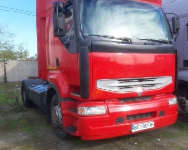 Красный Рено Премиум, объемом двигателя 11.12 л и пробегом 717 тыс. км за 6500 $, фото 1 на Automoto.ua