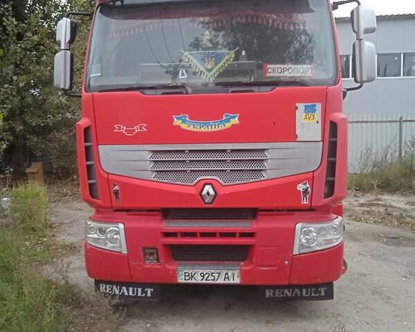 Красный Рено Премиум, объемом двигателя 0 л и пробегом 1 тыс. км за 9800 $, фото 1 на Automoto.ua