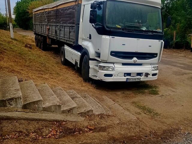 Рено Премиум, объемом двигателя 12 л и пробегом 650 тыс. км за 9999 $, фото 1 на Automoto.ua