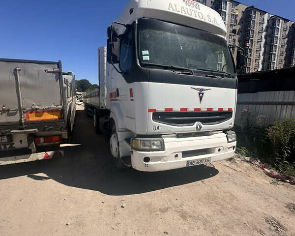 Рено Преміум, об'ємом двигуна 0 л та пробігом 990 тис. км за 3200 $, фото 1 на Automoto.ua