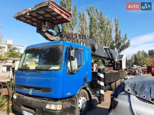 Синий Рено Премиум, объемом двигателя 4.75 л и пробегом 120 тыс. км за 80000 $, фото 1 на Automoto.ua