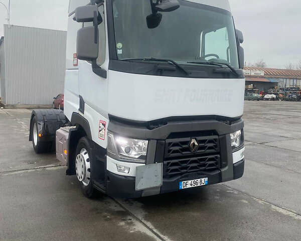 Білий Рено Range T, об'ємом двигуна 0 л та пробігом 687 тис. км за 26157 $, фото 1 на Automoto.ua