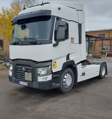 Белый Рено Range T, объемом двигателя 0 л и пробегом 913 тыс. км за 17900 $, фото 1 на Automoto.ua