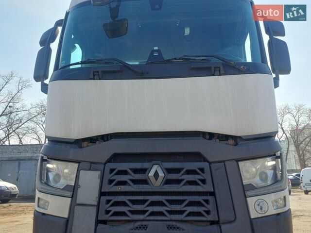 Білий Рено Range T, об'ємом двигуна 10.8 л та пробігом 929 тис. км за 20000 $, фото 1 на Automoto.ua