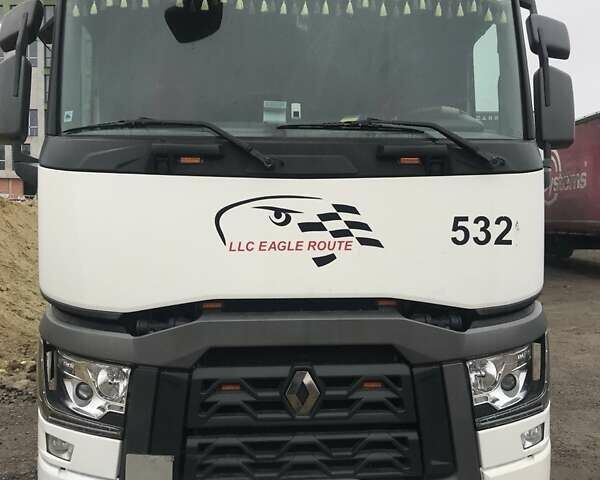 Белый Рено Range T, объемом двигателя 10.8 л и пробегом 730 тыс. км за 25000 $, фото 1 на Automoto.ua