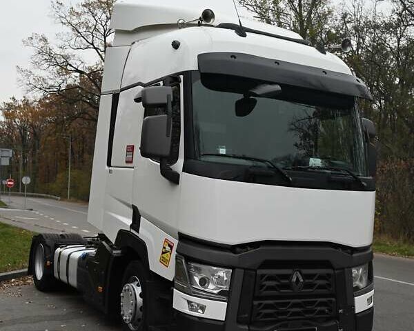 Белый Рено Range T, объемом двигателя 10.84 л и пробегом 989 тыс. км за 20300 $, фото 1 на Automoto.ua