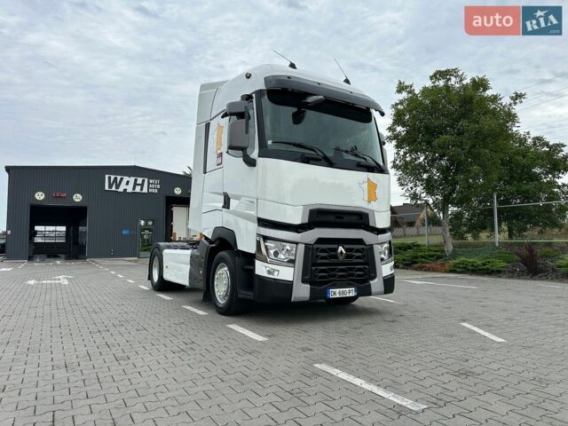 Белый Рено Range T, объемом двигателя 12.8 л и пробегом 900 тыс. км за 27815 $, фото 1 на Automoto.ua