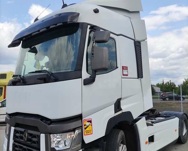 Белый Рено Range T, объемом двигателя 10.84 л и пробегом 999 тыс. км за 20500 $, фото 1 на Automoto.ua