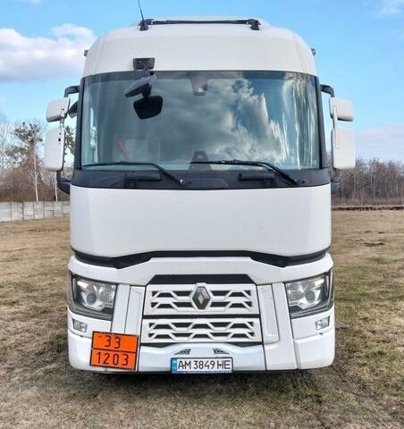 Білий Рено Range T, об'ємом двигуна 12.78 л та пробігом 890 тис. км за 22000 $, фото 1 на Automoto.ua