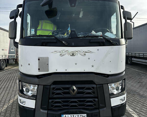 Білий Рено Range T, об'ємом двигуна 12.8 л та пробігом 700 тис. км за 23800 $, фото 1 на Automoto.ua