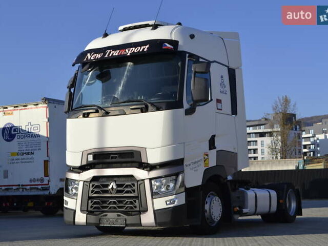 Белый Рено Range T, объемом двигателя 12.6 л и пробегом 892 тыс. км за 29999 $, фото 1 на Automoto.ua