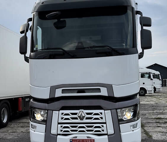 Белый Рено Range T, объемом двигателя 0 л и пробегом 799 тыс. км за 36500 $, фото 1 на Automoto.ua