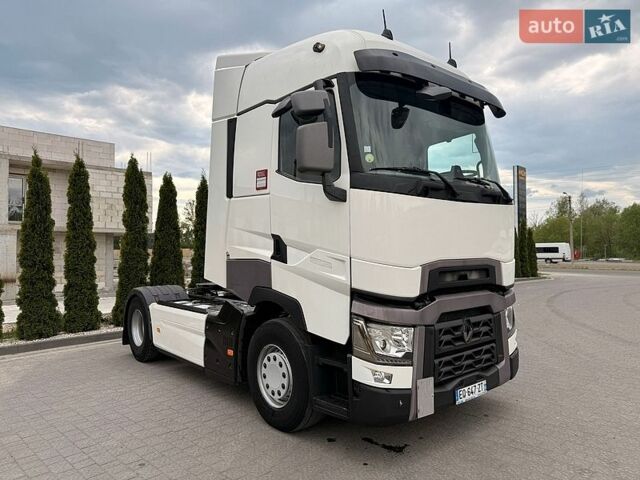 Белый Рено Range T, объемом двигателя 12.9 л и пробегом 630 тыс. км за 36500 $, фото 1 на Automoto.ua