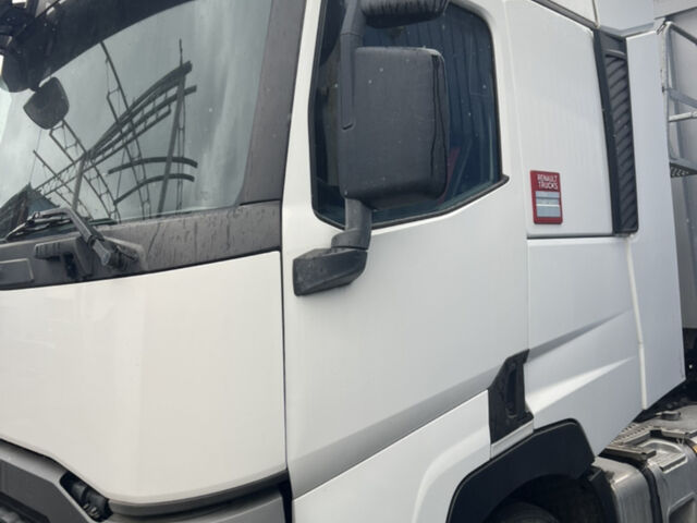 Білий Рено Range T, об'ємом двигуна 12.8 л та пробігом 470 тис. км за 35500 $, фото 1 на Automoto.ua