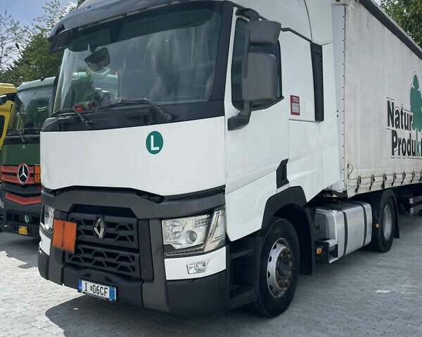 Белый Рено Range T, объемом двигателя 12.9 л и пробегом 1 тыс. км за 26999 $, фото 1 на Automoto.ua